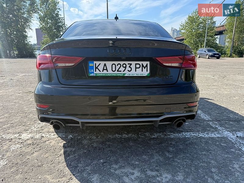 Седан Audi A3 2017 в Киеве