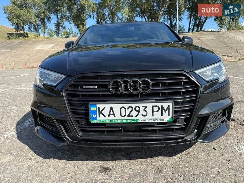 Седан Audi A3 2017 в Киеве