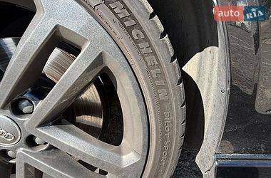 Седан Audi A3 2017 в Киеве