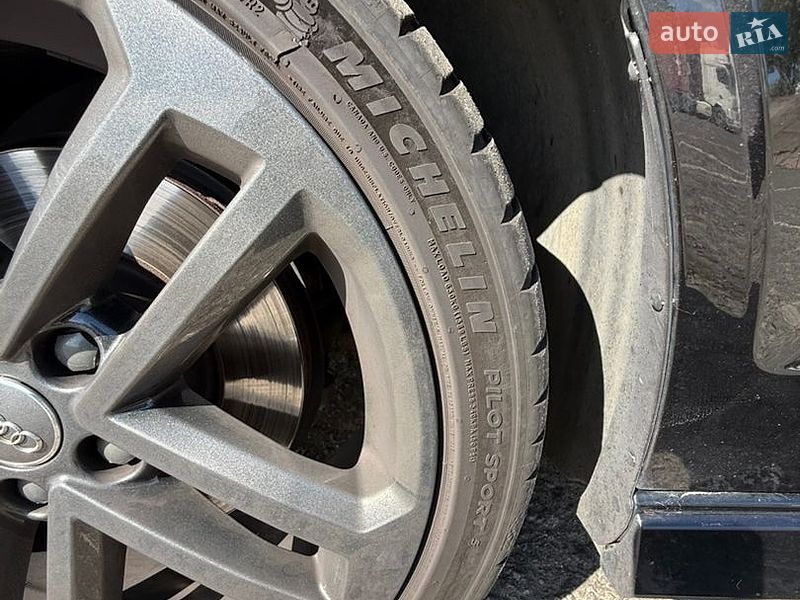 Седан Audi A3 2017 в Киеве