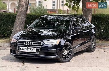 Седан Audi A3 2015 в Стрию