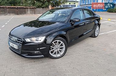 Седан Audi A3 2015 в Івано-Франківську