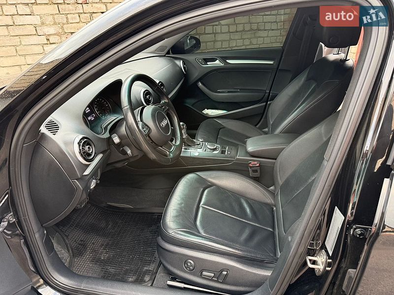 Седан Audi A3 2015 в Черкассах