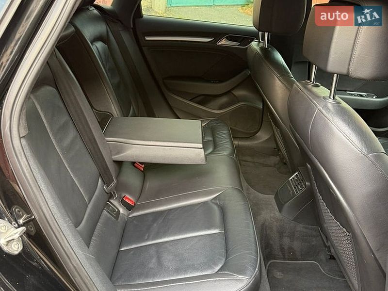 Седан Audi A3 2015 в Черкассах