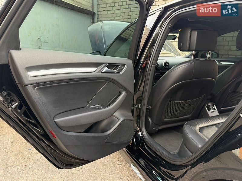 Седан Audi A3 2015 в Черкассах