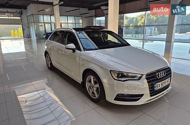 Хэтчбек Audi A3 2016 в Хмельницком