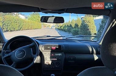 Хэтчбек Audi A3 2003 в Киеве