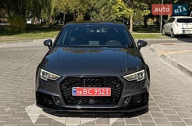 Седан Audi A3 2017 в Ровно