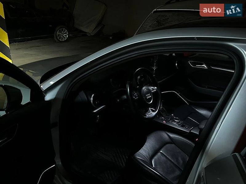 Седан Audi A3 2014 в Львове