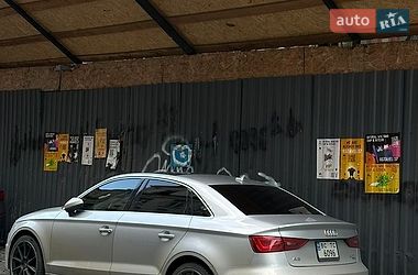 Седан Audi A3 2014 в Львове