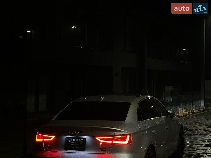 Седан Audi A3 2014 в Львове