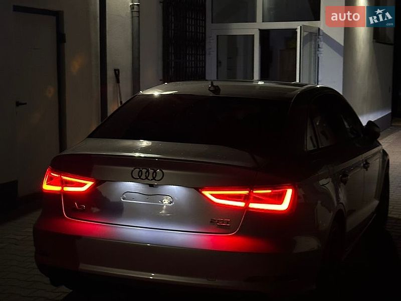 Седан Audi A3 2014 в Львове