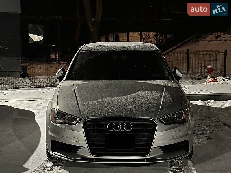 Седан Audi A3 2014 в Львове