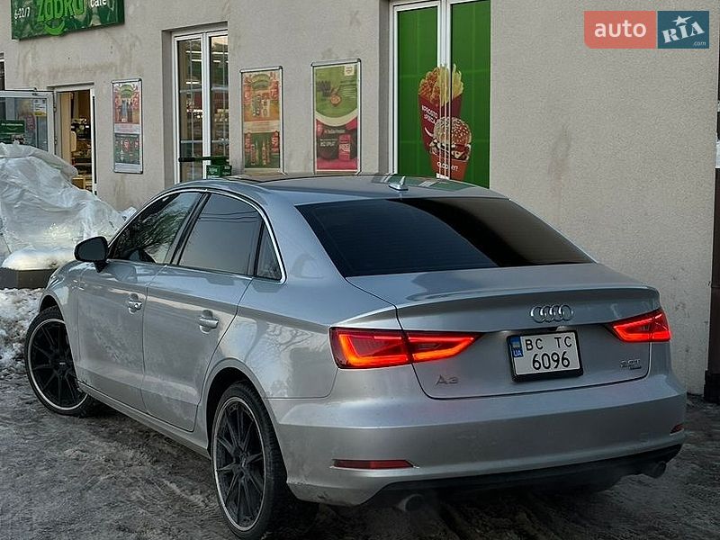 Седан Audi A3 2014 в Львове
