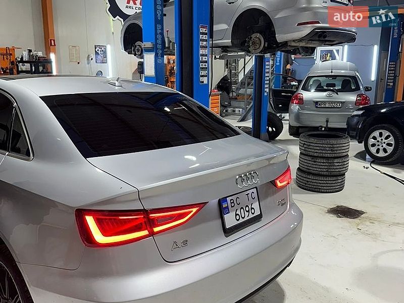 Седан Audi A3 2014 в Львове