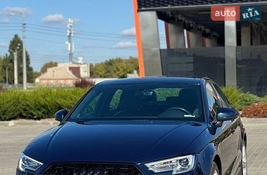 Седан Audi A3 2017 в Харькове