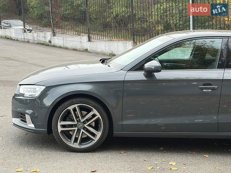 Седан Audi A3 2016 в Киеве фото 6 Седан Audi A3 2016 в Киеве