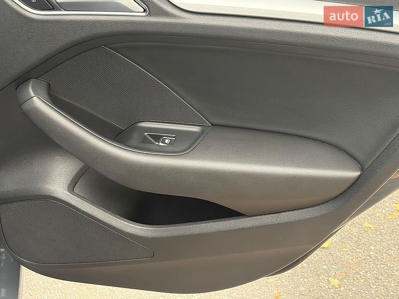 Седан Audi A3 2016 в Киеве фото 21 Седан Audi A3 2016 в Киеве
