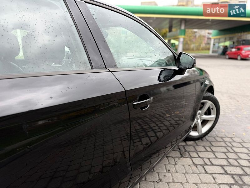 Седан Audi A3 2016 в Львові