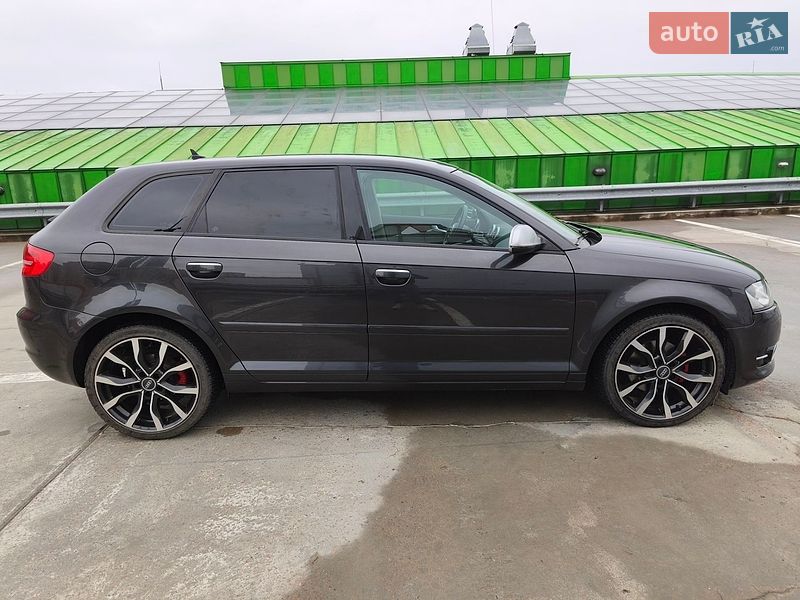 Хэтчбек Audi A3 2010 в Киеве