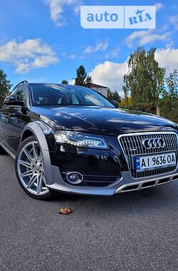 Audi A4 Allroad  2011