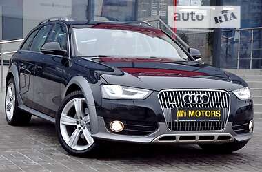 Audi A4 Allroad  2012