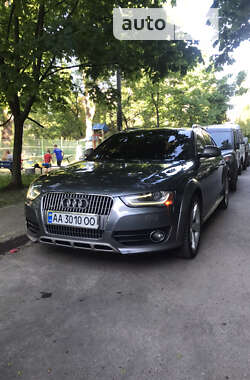 Audi A4 Allroad  2012