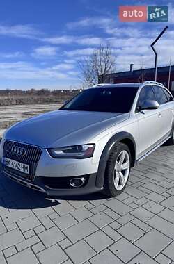 Audi A4 Allroad  2012