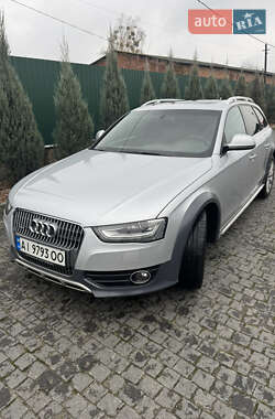 Audi A4 Allroad 2012