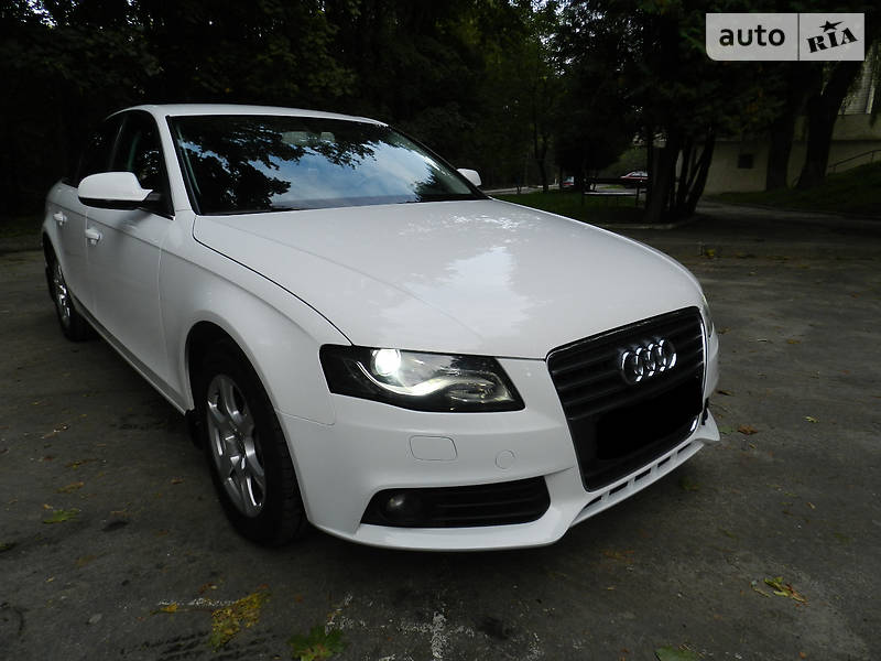 Audi A4 2011 года