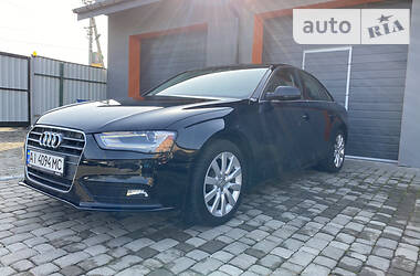 Audi A4  2012