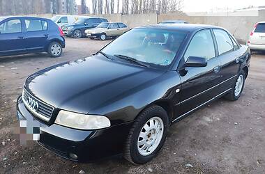 Audi A4  1999