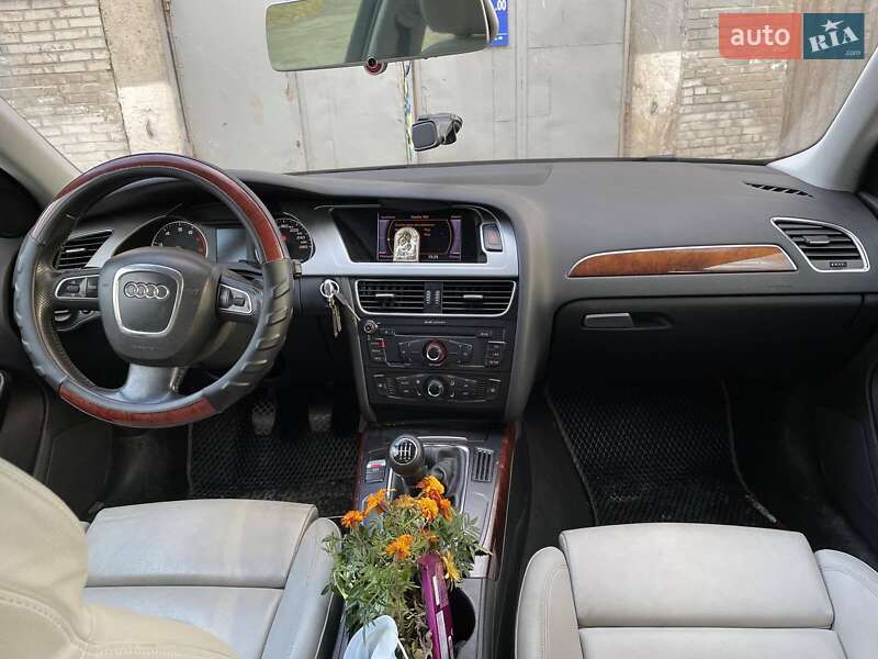 Audi A4 2009 года в Ивано-Франковске