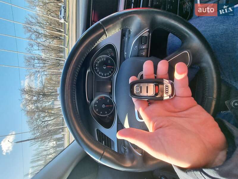 Седан Audi A4 2013 в Николаеве
