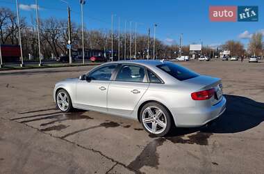 Седан Audi A4 2013 в Николаеве