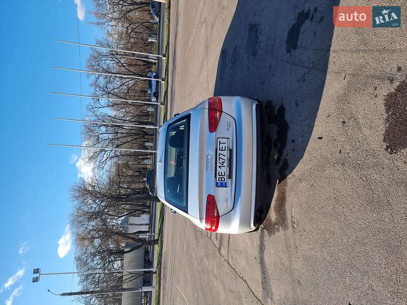Седан Audi A4 2013 в Николаеве