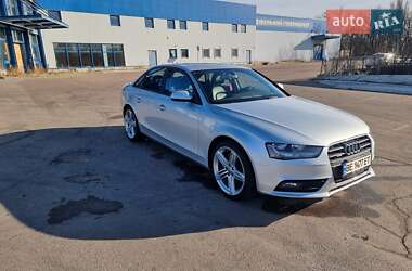 Седан Audi A4 2013 в Николаеве