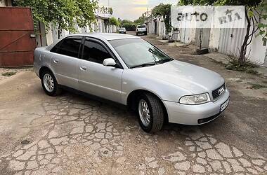 Audi A4  1999