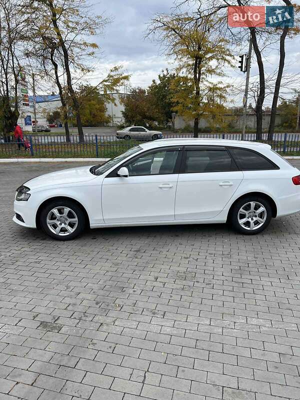 Универсал Audi A4 2011 в Одессе