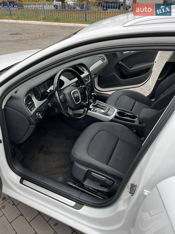 Универсал Audi A4 2011 в Одессе