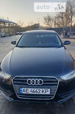 Audi A4  2013