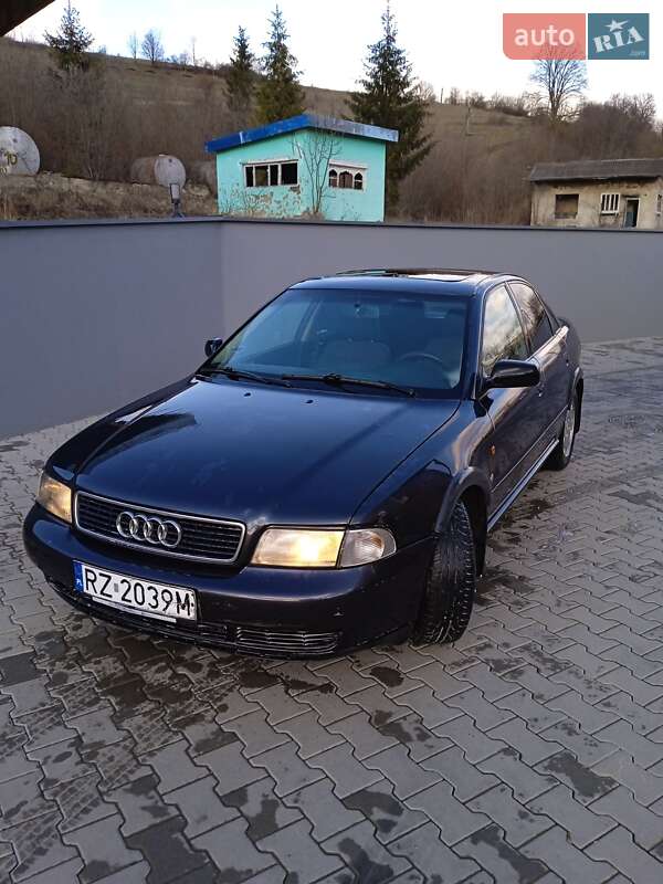 Легковые Audi A4