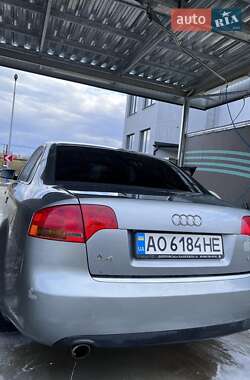 Седан Audi A4 2005 в Виноградові
