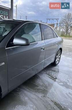 Седан Audi A4 2005 в Виноградові