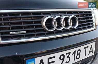 Седан Audi A4 2003 в Кам'янському