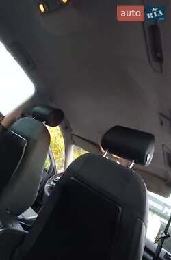 Седан Audi A4 2003 в Кам'янському