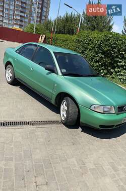 Audi A4  1997