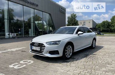 Audi A4  2019