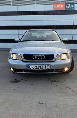 Audi A4  1997