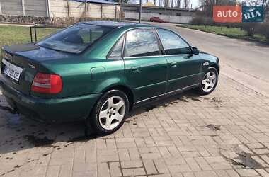 Audi A4  1998